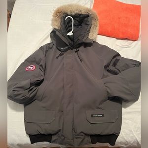 Canada goose size XL